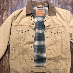 Khaki Levi’s jean jacket